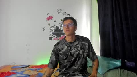 A Sexy Couple online show from December 30, 2024, 12:42 pm