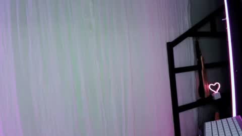 Snapshot of aaliyahlayla chatting on October 11, 2025, 4:12 am Aaliyahlayla online show from October 11, 2025, 4:12 am