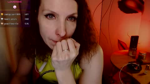 Snapshot of aamazingjoi chatting on January 24, 2025, 8:54 pm Katie online show from January 24, 2025, 8:54 pm