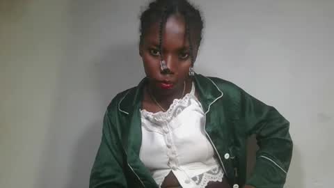 aangevelo online show from November 13, 2025, 10:08 pm