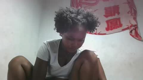 aangevelo online show from December 3, 2025, 7:01 pm