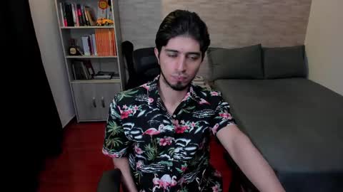 Snapshot of aaron_paul_ chatting on February 15, 2025, 8:22 pm Aaron online show from February 15, 2025, 8:22 pm