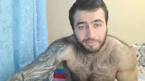 Snapshot of aaron_royal chatting on December 25, 2024, 5:58 pm Davin tayl online show from December 25, 2024, 5:58 pm