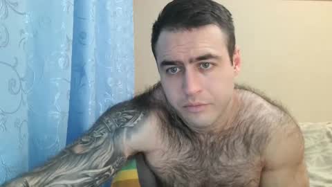 Snapshot of aaron_royal chatting on February 9, 2025, 7:19 pm Davin tayl online show from February 9, 2025, 7:19 pm