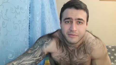 Snapshot of aaron_royal chatting on February 12, 2025, 6:40 pm Davin tayl online show from February 12, 2025, 6:40 pm