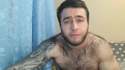 Snapshot of aaron_royal chatting on March 10, 2025, 5:50 pm Davin tayl online show from March 10, 2025, 5:50 pm