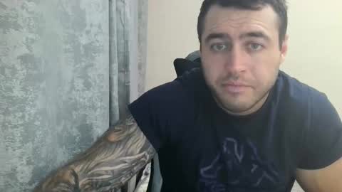 Snapshot of aaron_royal chatting on September 18, 2025, 4:20 pm Davin tayl online show from September 18, 2025, 4:20 pm