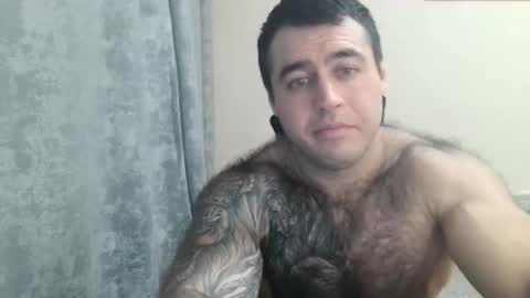 Snapshot of aaron_royal chatting on September 23, 2025, 5:27 pm Davin tayl online show from September 23, 2025, 5:27 pm