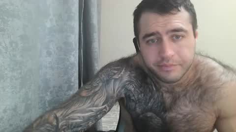 Snapshot of aaron_royal chatting on September 27, 2025, 4:39 am Davin tayl online show from September 27, 2025, 4:39 am