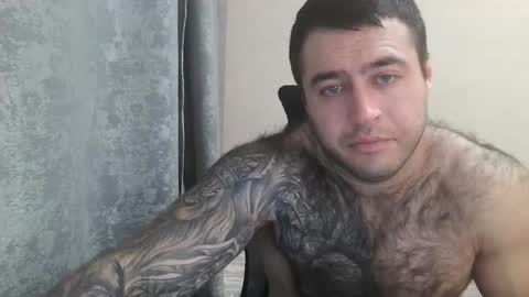 Snapshot of aaron_royal chatting on September 27, 2025, 5:07 pm Davin tayl online show from September 27, 2025, 5:07 pm