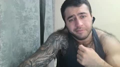 Snapshot of aaron_royal chatting on October 2, 2025, 4:36 pm Davin tayl online show from October 2, 2025, 4:36 pm
