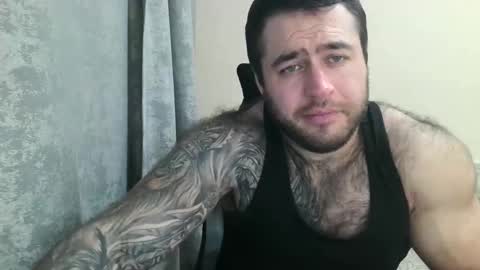 Snapshot of aaron_royal chatting on October 8, 2025, 5:10 pm Davin tayl online show from October 8, 2025, 5:10 pm