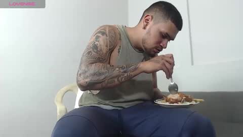 ig aaron hunter123 online show from January 22, 2025, 12:27 am