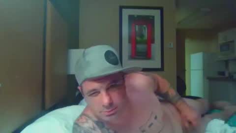 Snapshot of aaronprezent chatting on November 5, 2025, 10:37 am aaronprezent online show from November 5, 2025, 10:37 am