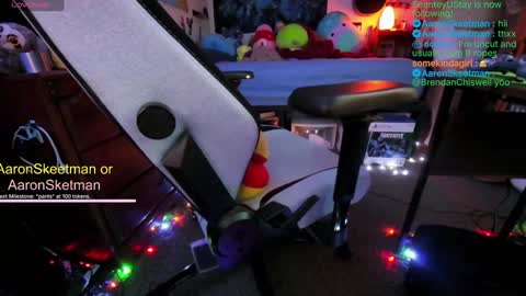 Snapshot of aaronskeetman chatting on January 20, 2025, 1:00 pm Aaron Skeetman online show from January 20, 2025, 1:00 pm