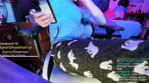 Snapshot of aaronskeetman chatting on January 26, 2025, 5:56 am Aaron Skeetman online show from January 26, 2025, 5:56 am