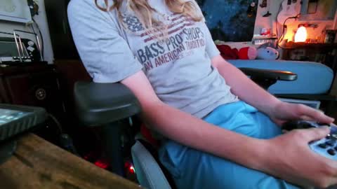 Snapshot of aaronskeetman chatting on March 5, 2025, 11:28 am Aaron Skeetman online show from March 5, 2025, 11:28 am