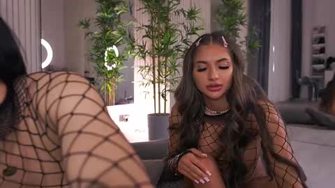 Snapshot of abbela_white chatting on February 10, 2025, 1:11 pm Alexa online show from February 10, 2025, 1:11 pm