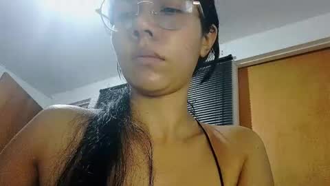 Snapshot of abbi_moon chatting on January 19, 2025, 10:17 am Martina online show from January 19, 2025, 10:17 am