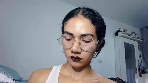 Snapshot of abbi_moon chatting on January 22, 2025, 6:52 pm Martina online show from January 22, 2025, 6:52 pm