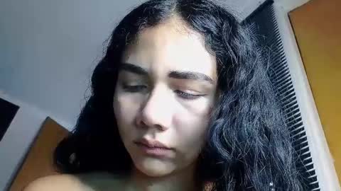 Snapshot of abbi_moon chatting on January 25, 2025, 2:14 pm Martina online show from January 25, 2025, 2:14 pm