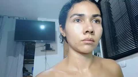 Snapshot of abbi_moon chatting on February 24, 2025, 6:58 pm Martina online show from February 24, 2025, 6:58 pm