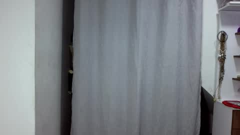 Snapshot of abbi_moon chatting on September 26, 2025, 12:42 pm Martina online show from September 26, 2025, 12:42 pm