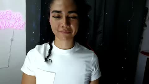 Snapshot of abbi_moon chatting on November 15, 2025, 1:47 am Martina online show from November 15, 2025, 1:47 am