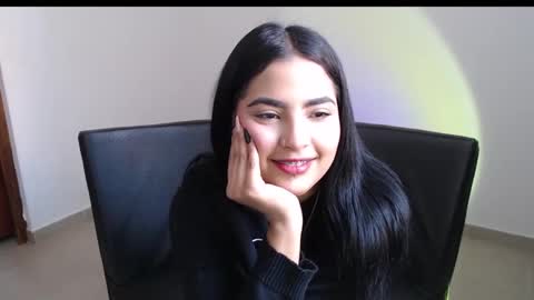 abbie777 online show from December 3, 2024, 5:01 pm