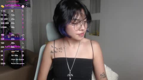 Snapshot of abbiross chatting on January 27, 2025, 10:38 pm Abbi online show from January 27, 2025, 10:38 pm