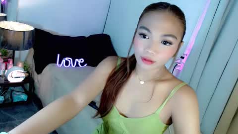 abby_luxpinay online show from November 27, 2025, 4:53 pm
