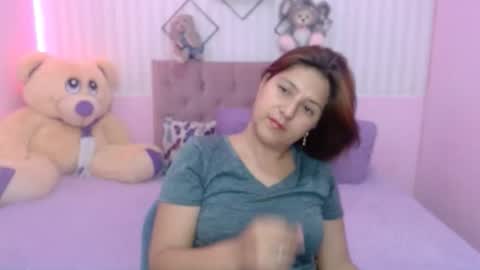 abby_uwu_ online show from November 13, 2025, 12:26 pm