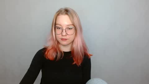 Snapshot of abbymoore__ chatting on December 14, 2024, 9:51 am Abby Lovense is active online show from December 14, 2024, 9:51 am