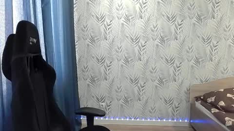 abbysal_blade online show from January 27, 2025, 5:14 am