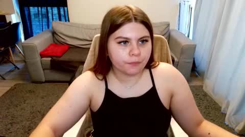 Snapshot of abbyvibe chatting on October 5, 2025, 3:54 pm abbyvibe online show from October 5, 2025, 3:54 pm