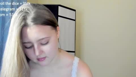 Snapshot of abbywyte chatting on January 18, 2025, 1:18 pm Abby    Stream at Sat  Sun  Mon  Fri online show from January 18, 2025, 1:18 pm