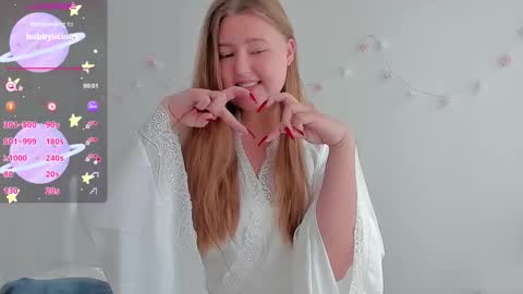 Snapshot of abbywyte chatting on September 12, 2025, 1:33 pm Abby    Stream at Sat  Sun  Mon  Fri online show from September 12, 2025, 1:33 pm