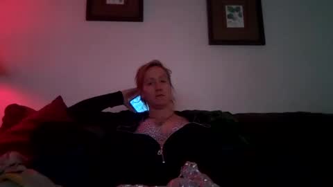 Snapshot of abdgg83476 chatting on February 16, 2025, 4:42 pm abdgg83476 online show from February 16, 2025, 4:42 pm