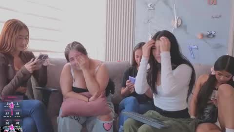 Abella online show from October 31, 2025, 5:14 pm