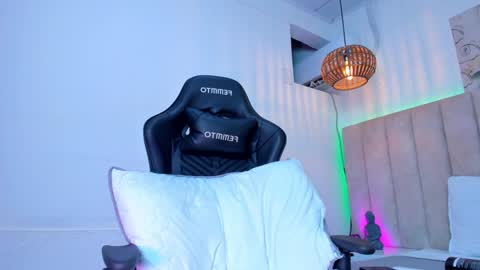 Snapshot of abelladgr chatting on January 15, 2025, 2:49 am abelladgr online show from January 15, 2025, 2:49 am