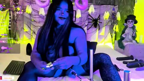 Snapshot of aberachmackay chatting on October 24, 2025, 12:01 pm aberachmackay online show from October 24, 2025, 12:01 pm