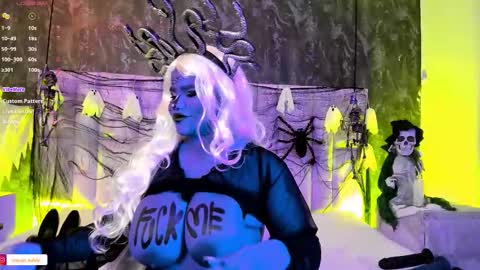 Snapshot of aberachmackay chatting on October 29, 2025, 11:01 am aberachmackay online show from October 29, 2025, 11:01 am