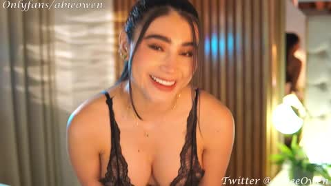 Snapshot of abie_owen chatting on February 12, 2025, 10:37 pm abie_owen online show from February 12, 2025, 10:37 pm
