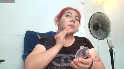 Snapshot of abigail_curvy chatting on October 7, 2025, 2:36 pm Abigail online show from October 7, 2025, 2:36 pm