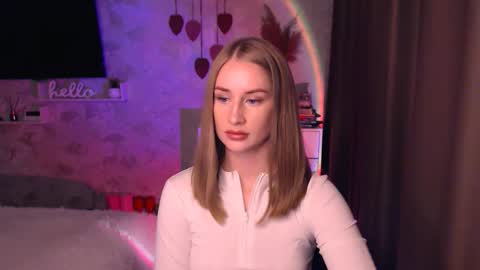 Anna online show from November 16, 2025, 6:46 pm