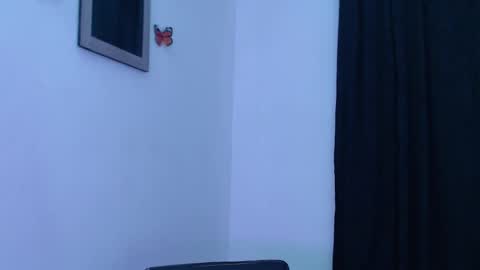 Snapshot of abigail_jhonss chatting on November 20, 2025, 4:23 am abigail_jhonss online show from November 20, 2025, 4:23 am