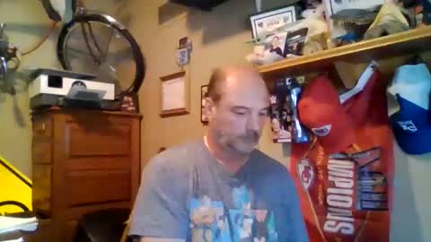 Snapshot of aboringguy chatting on October 10, 2025, 6:40 pm aboringguy online show from October 10, 2025, 6:40 pm