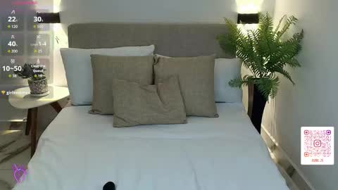 Snapshot of abril_71 chatting on November 13, 2025, 4:50 pm Abril online show from November 13, 2025, 4:50 pm