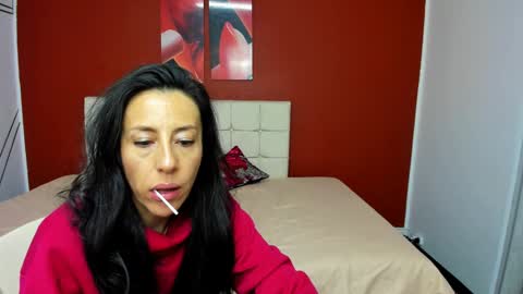 Snapshot of abrillee1 chatting on January 24, 2025, 9:17 am ABRIL online show from January 24, 2025, 9:17 am