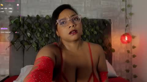 Snapshot of abrilsantana_ chatting on November 4, 2025, 4:00 am abrilsantana_ online show from November 4, 2025, 4:00 am